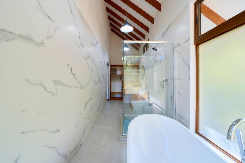 Casa Kristel - Exquisite Villa Getaway Puerto Viejo de Talamanca Экстерьер фото