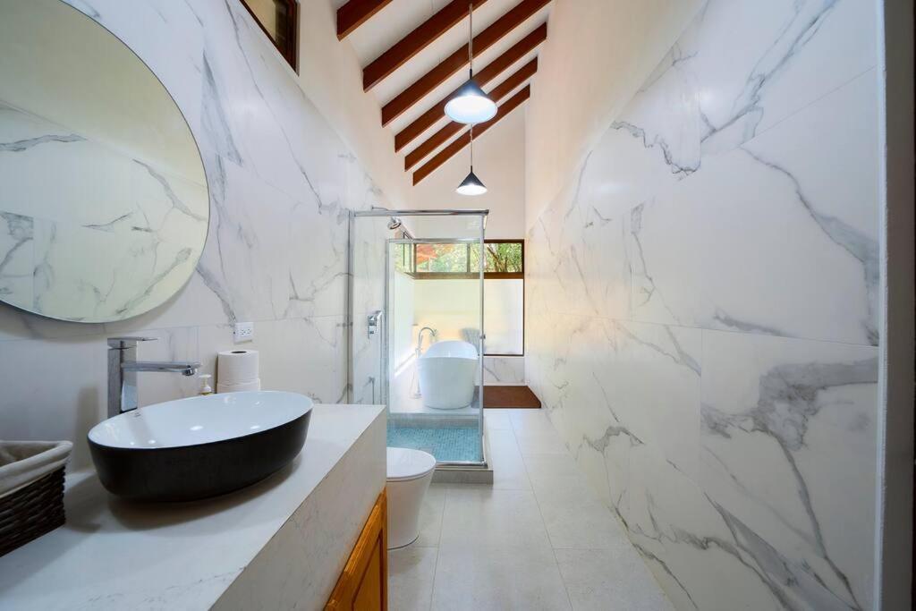 Casa Kristel - Exquisite Villa Getaway Puerto Viejo de Talamanca Экстерьер фото